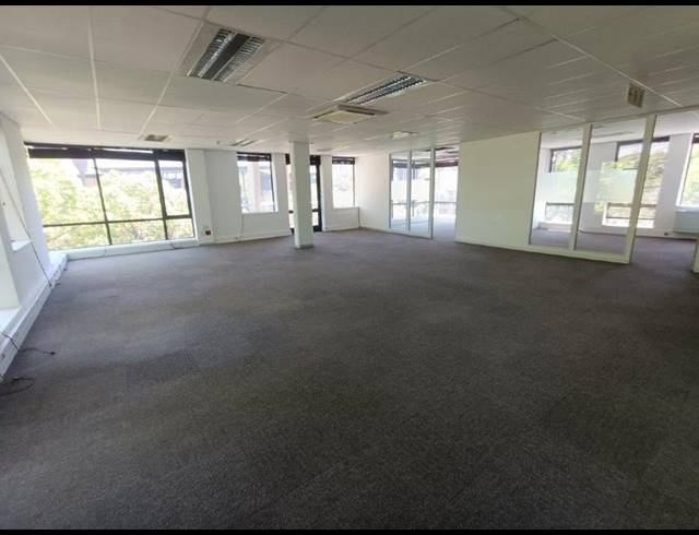 BUSINESS PROPERTY TO RENT IN WELTEVREDEN PARK